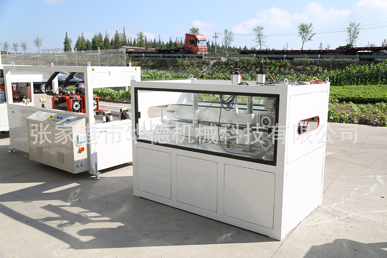 PVC塑料管材擠出生產線設備