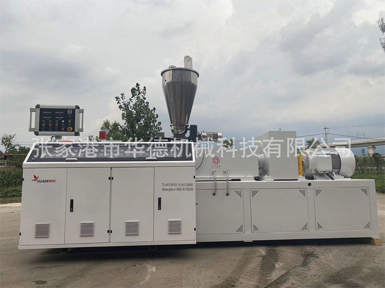 PVC200-400-630-800排水給水管生產(chǎn)線大口徑擠出機塑料管材設備 PVC200-400-630-800排水給水管生產(chǎn)線大口徑擠出機塑料管材設備